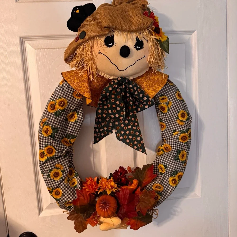 Vintage Fall Scarecrow Fabric Wreath Door Decoration w/ Sunflower & Pumpkin LRG!